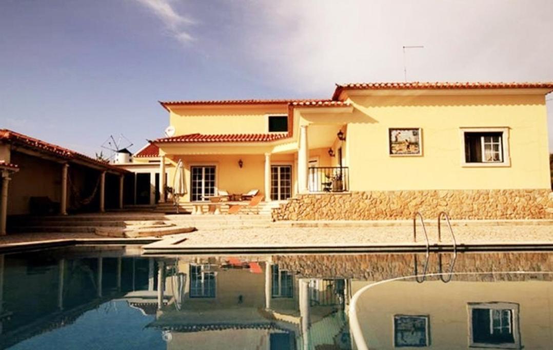 Porto Dinheiro Beach I Lourinha  Exterior photo